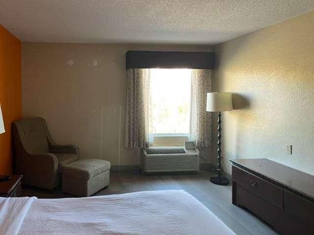 Motel 6 Dawsonville Ga North Ga Premium Outlets Room photo
