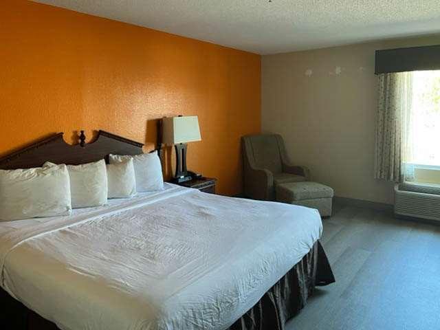 Motel 6 Dawsonville Ga North Ga Premium Outlets Room photo